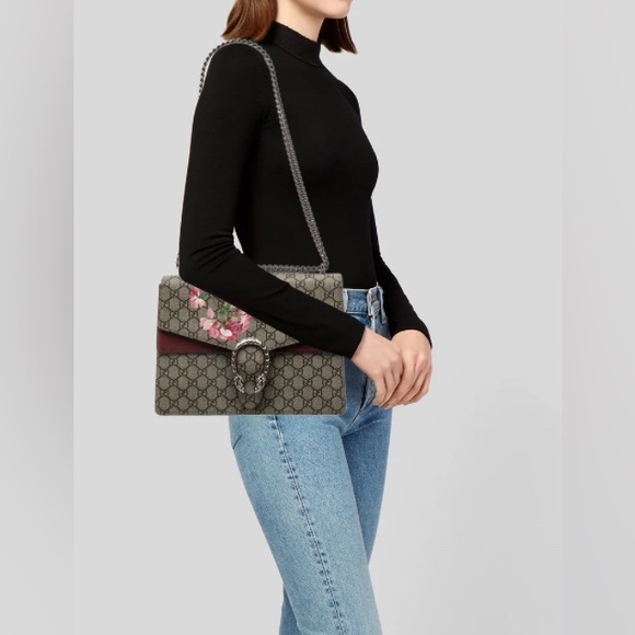 EUC-Gucci Dionysus shoulder bag in the GG Supreme Blooms print - Like New! - Picture 2 of 14